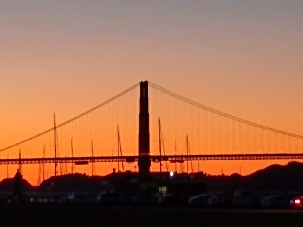 Sunset_Golden_Gate_Bridge.jpg